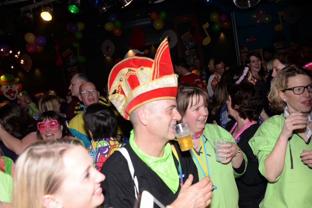 ../Images/Het feest van toen 'De Reunie' 201.jpg